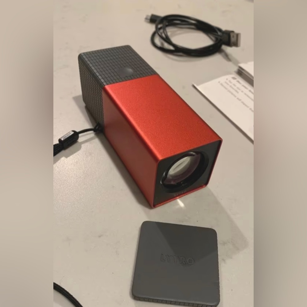 Lytro Light Field Digital Camera 8GB Red